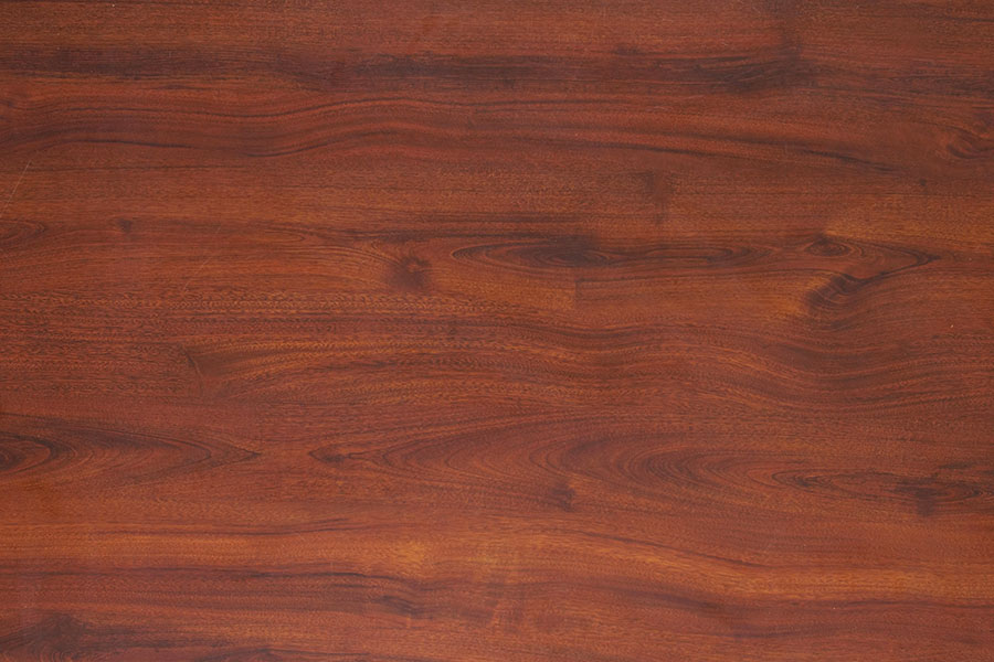 Kirschbaum-Holz für Möbel